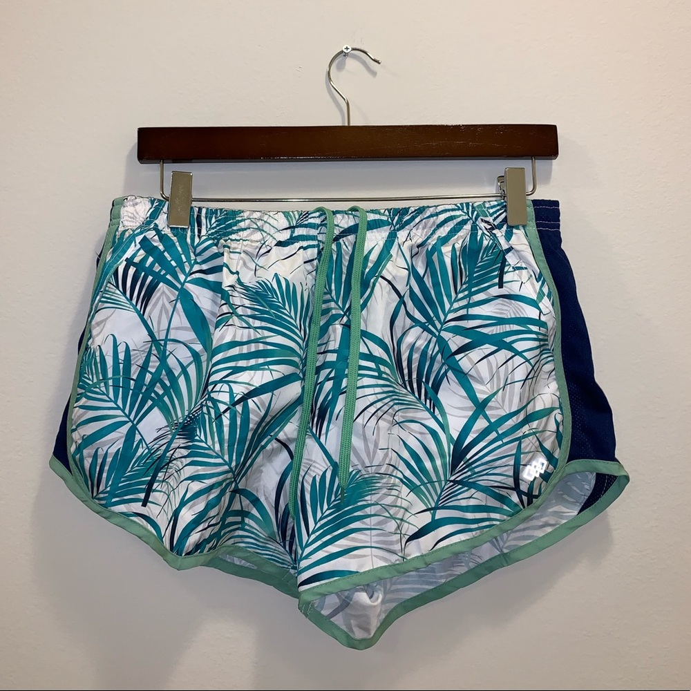 Leg3nd Green & White Tropic Athletic shorts size M - Picture 2 of 10